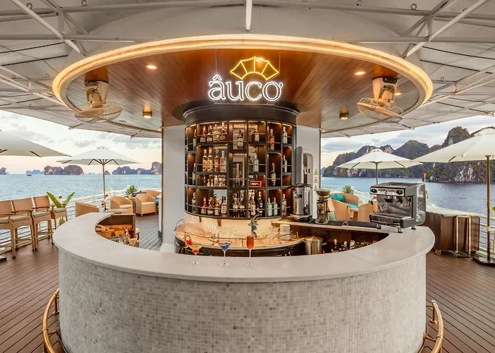 The Au Co Cruise - Longest Cruise 2 Bays 5*