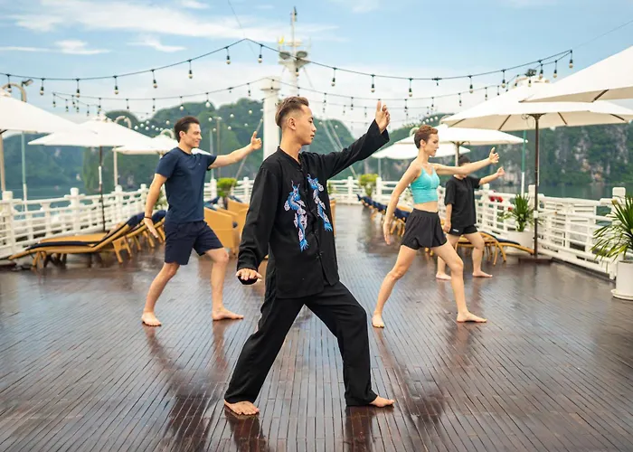 The Au Co Cruise - Longest Cruise 2 Bays 5*