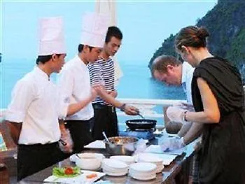  The Au Co Cruise - Longest Cruise 2 Bays Hạ Long