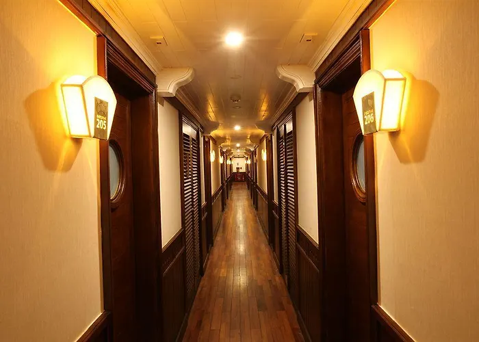 The Au Co Cruise - Longest Cruise 2 Bays 