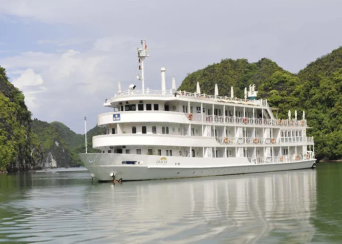  The Au Co Cruise - Longest Cruise 2 Bays 5*